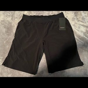 Mens Lululemon “t.h.e. Short 11” Liner-less shorts